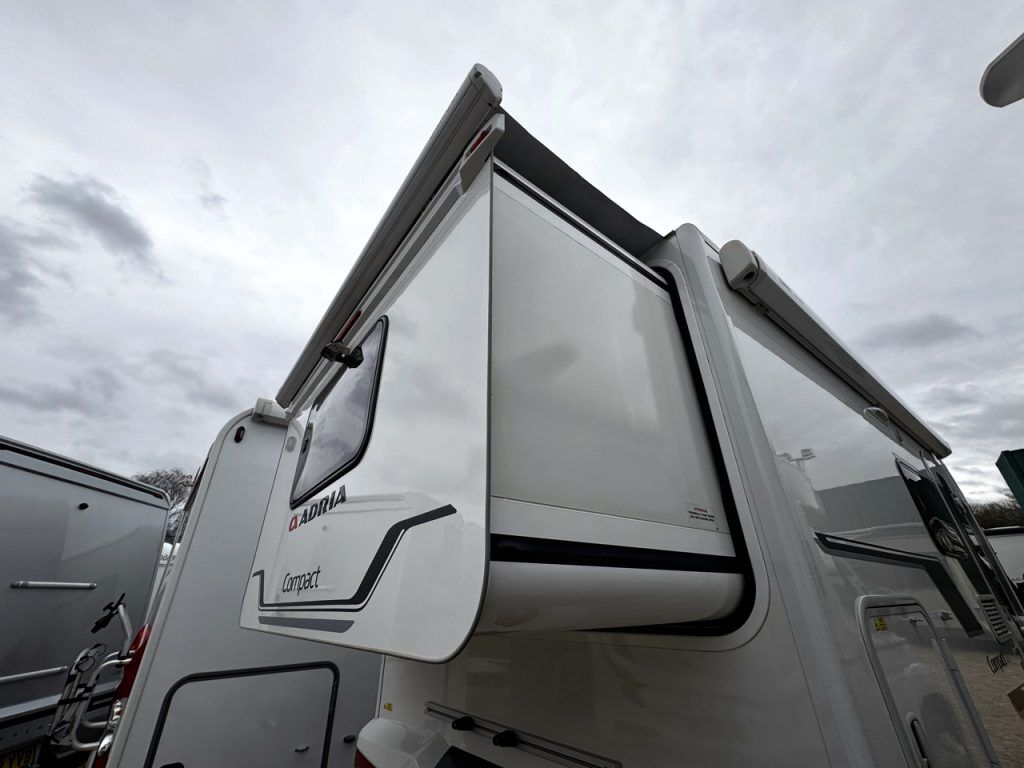 Adria Compact Supreme SLS