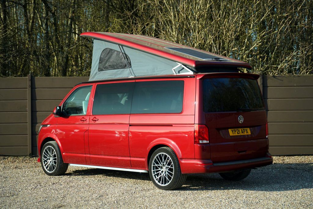 Volkswagen T6.1 Highline LWB Platinum Wave