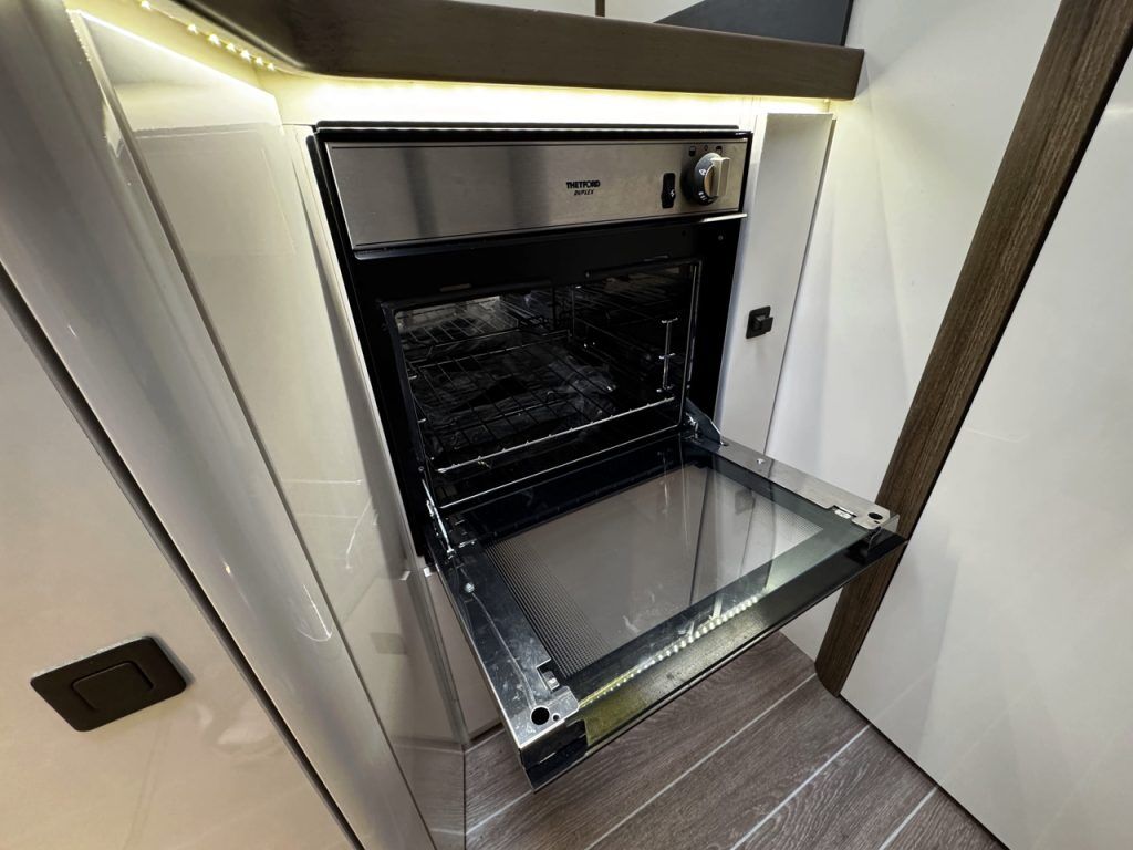 Roller Team Pegaso 590