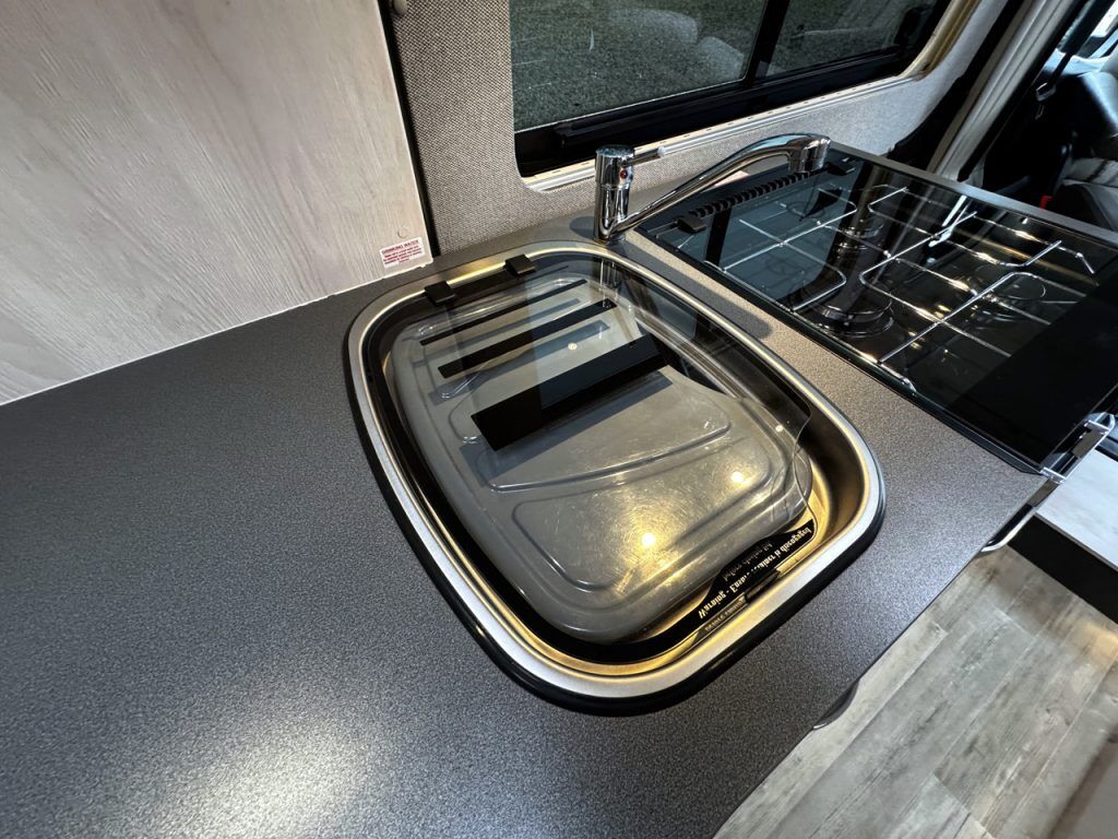 Auto-Sleepers Warwick XL