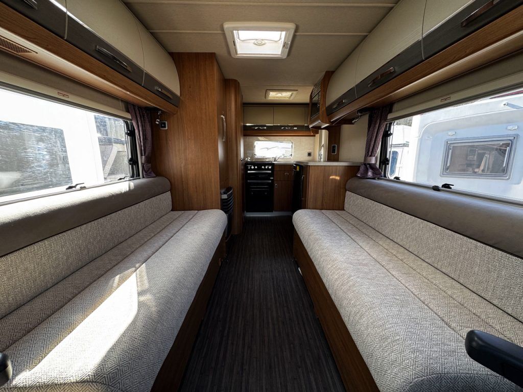 Auto-Trail Tracker EKS