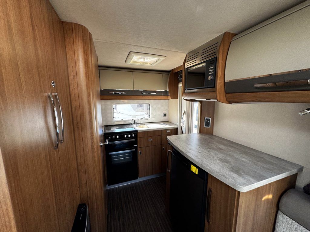 Auto-Trail Tracker EKS