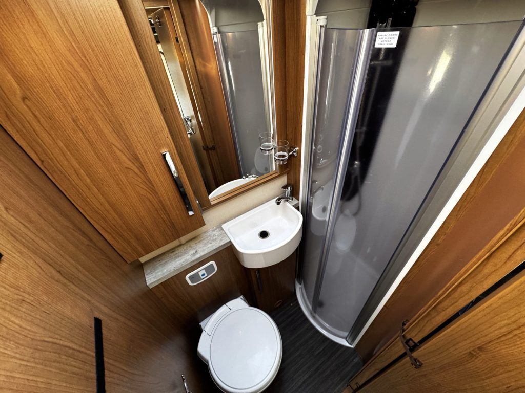 Auto-Trail Tracker EKS