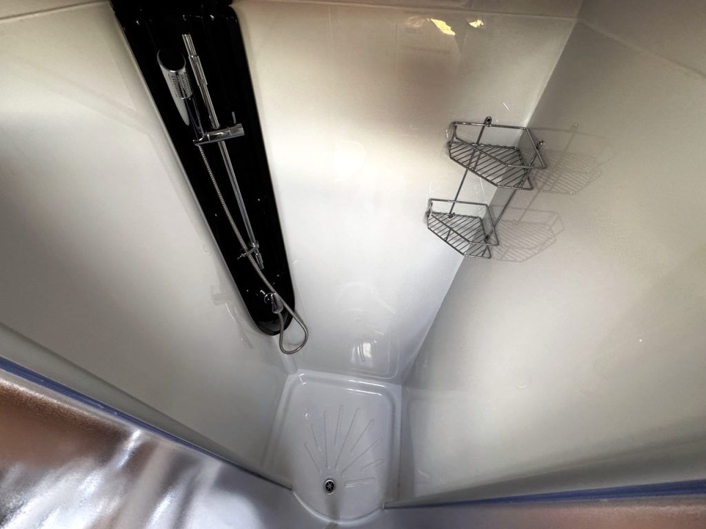 Auto-Trail Tracker EKS