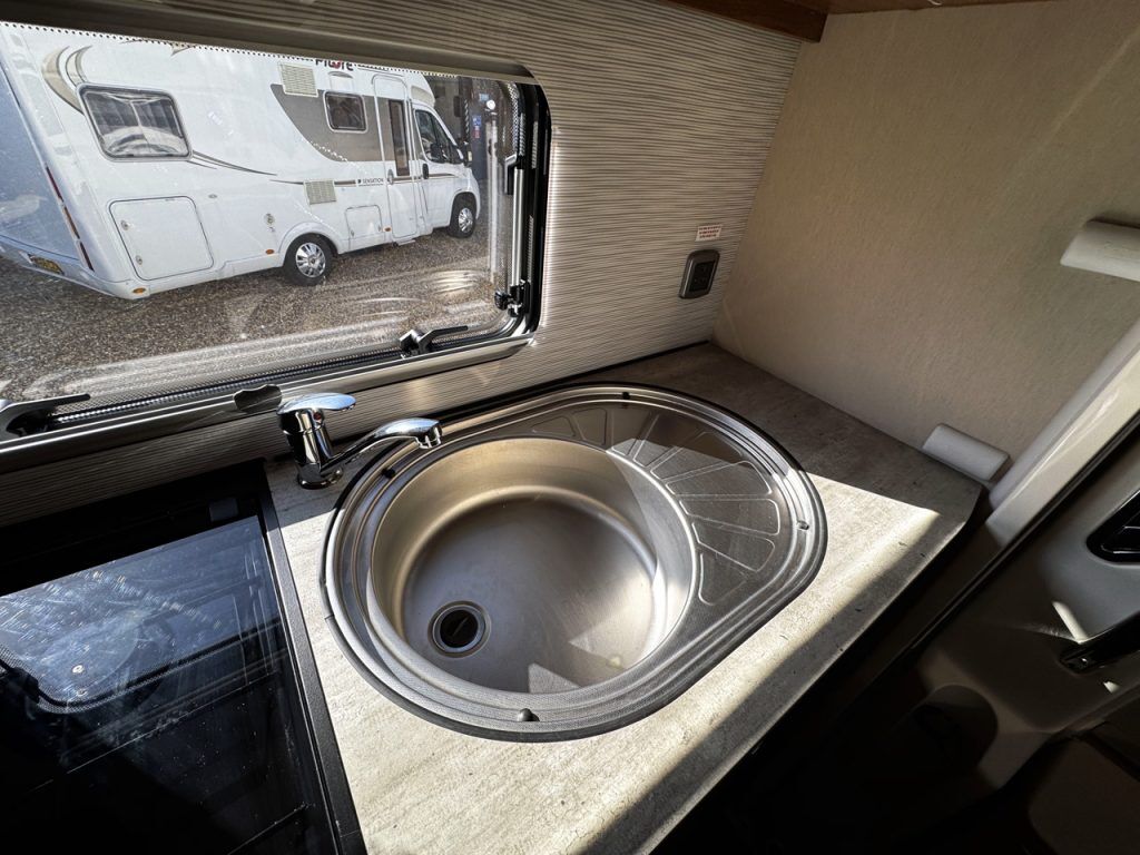 Auto-Trail Tracker EKS