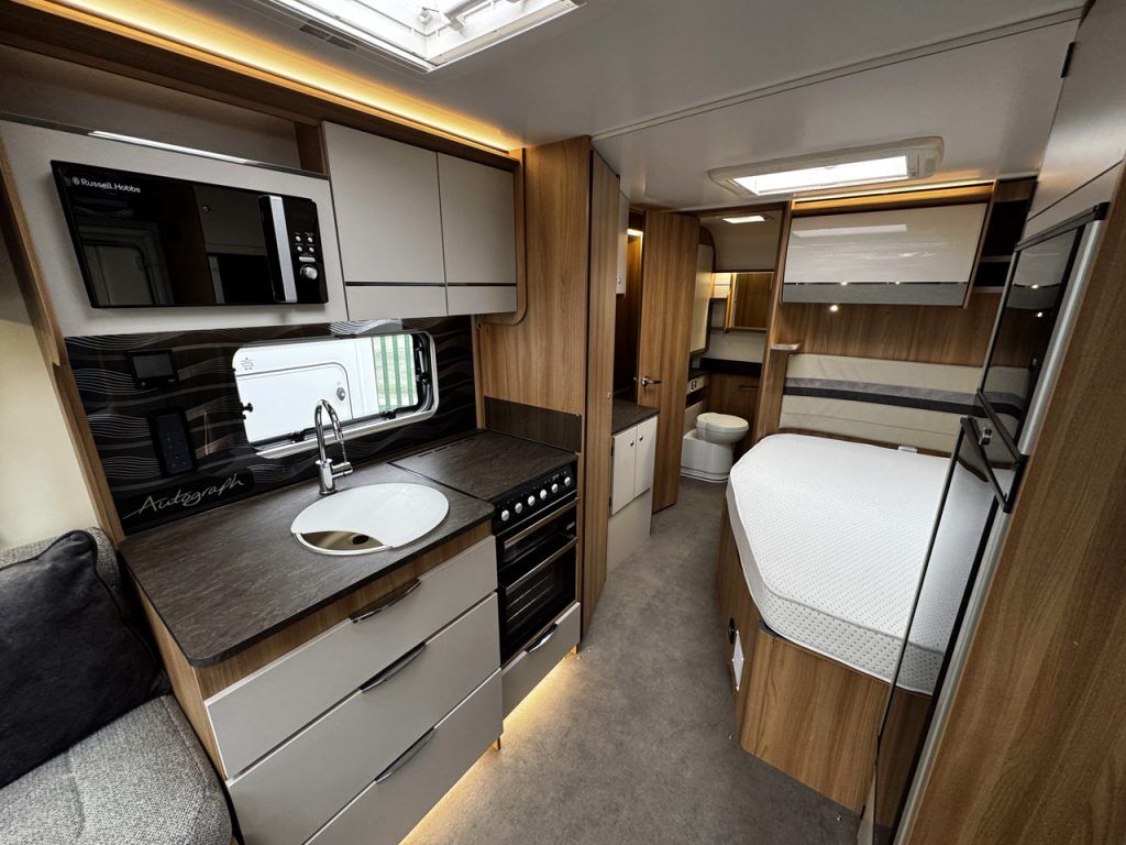 Bailey Autograph 79-2F