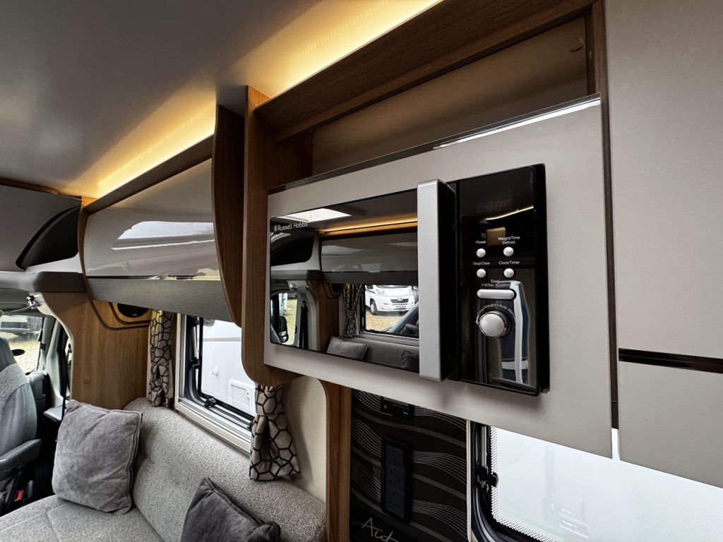 Bailey Autograph 79-2F