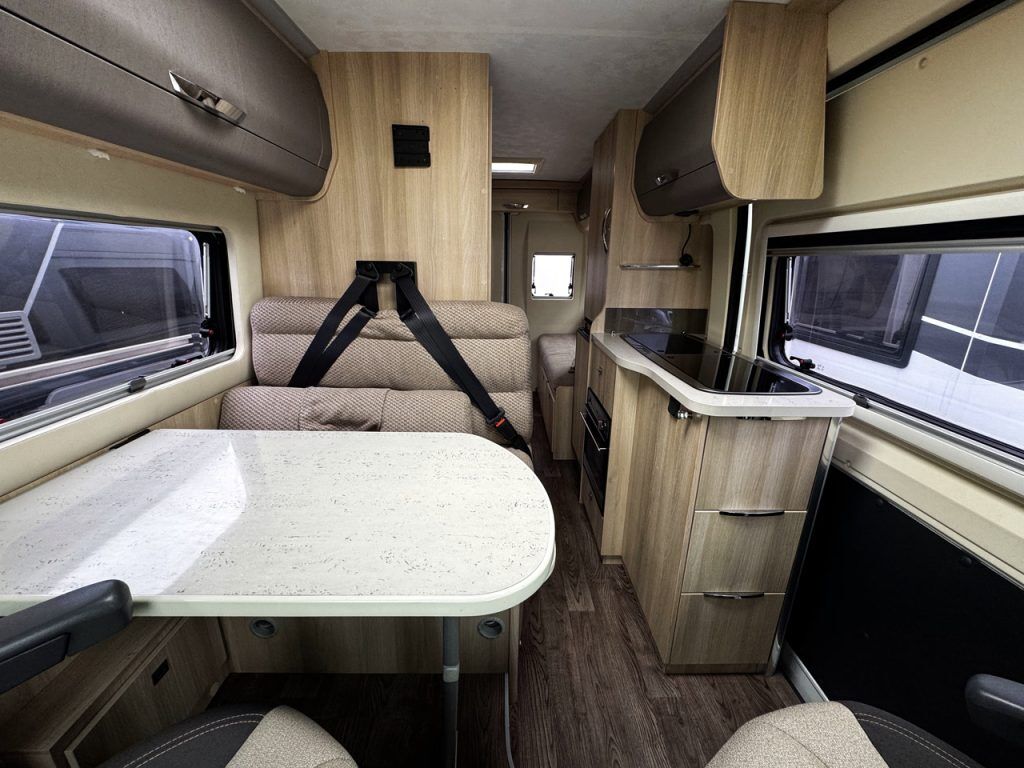 Auto-Trail Tribute T-670