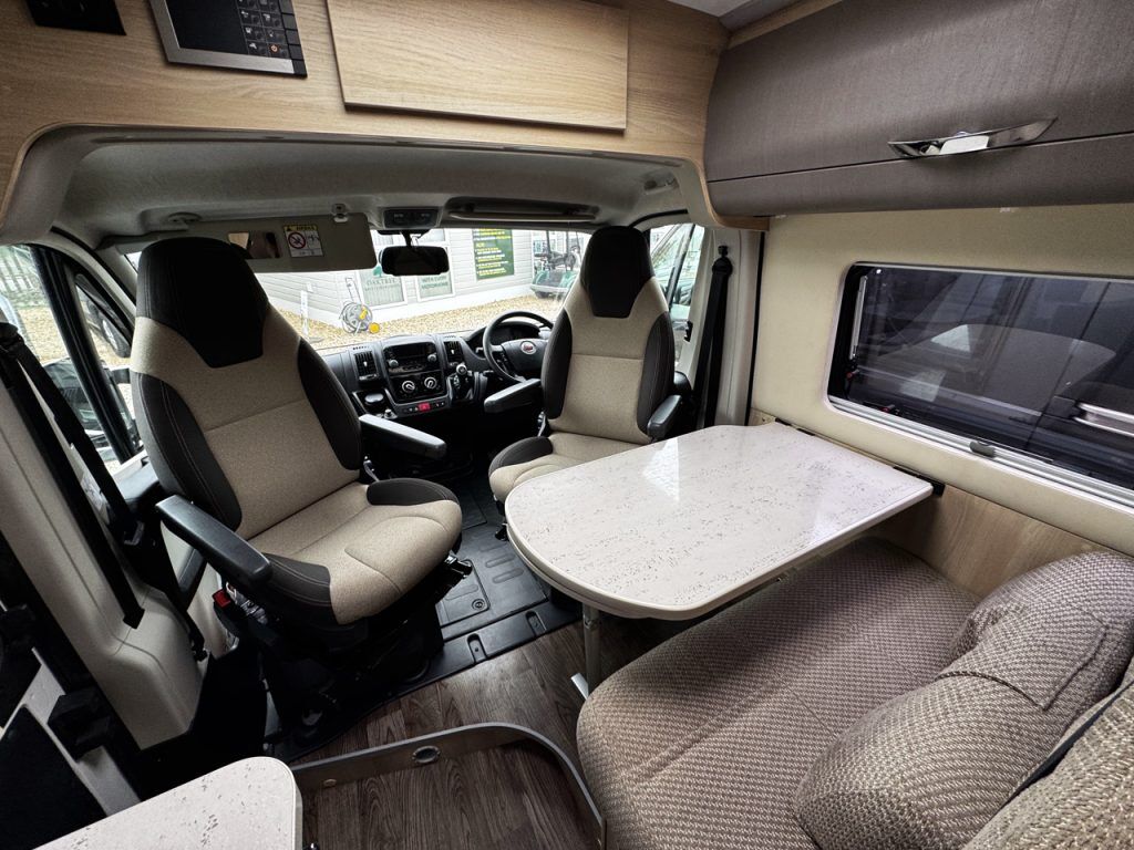 Auto-Trail Tribute T-670