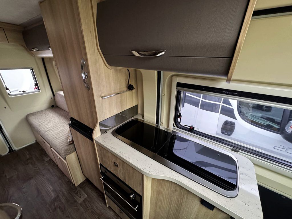 Auto-Trail Tribute T-670
