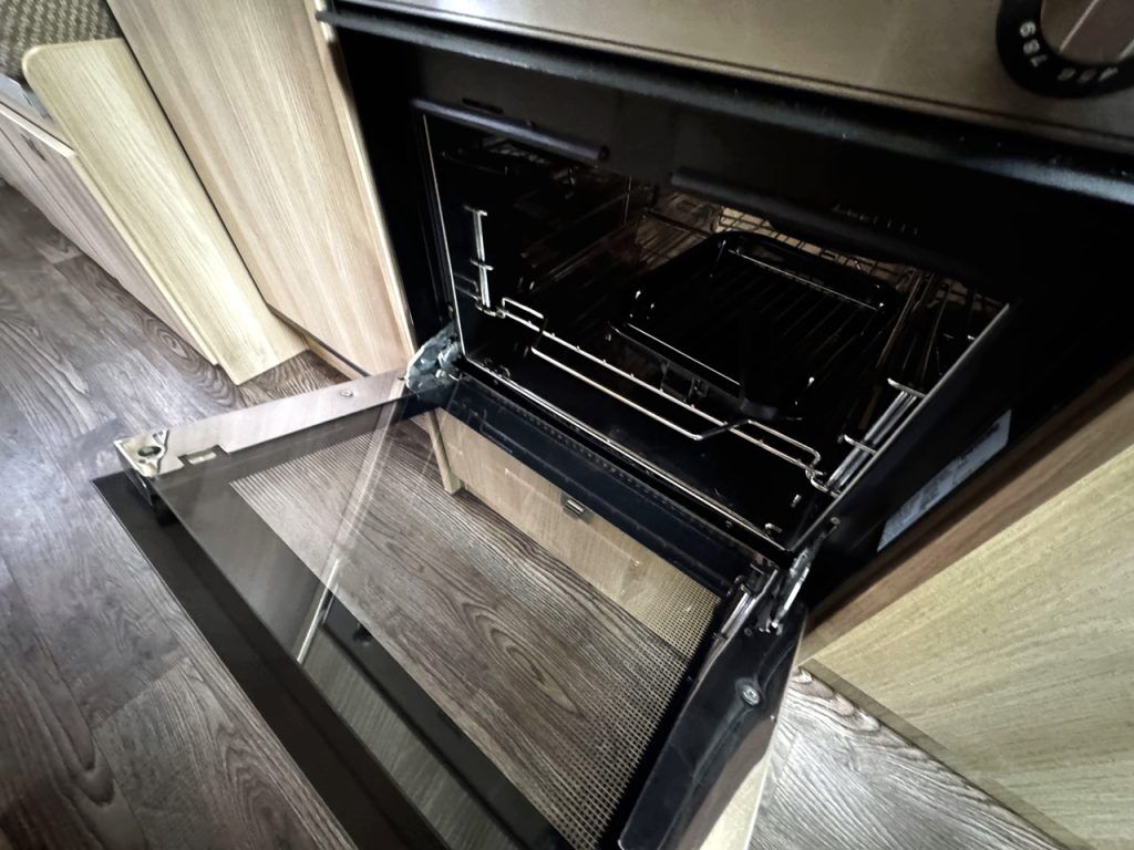 Auto-Trail Tribute T-670