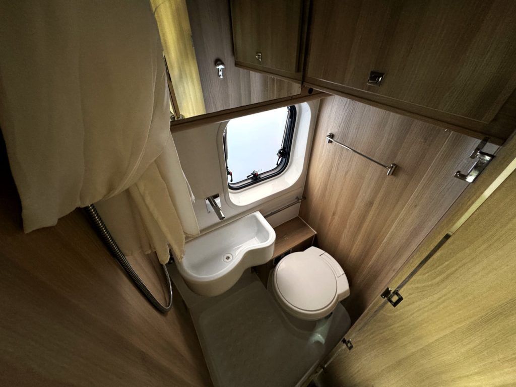 Auto-Trail Tribute T-670