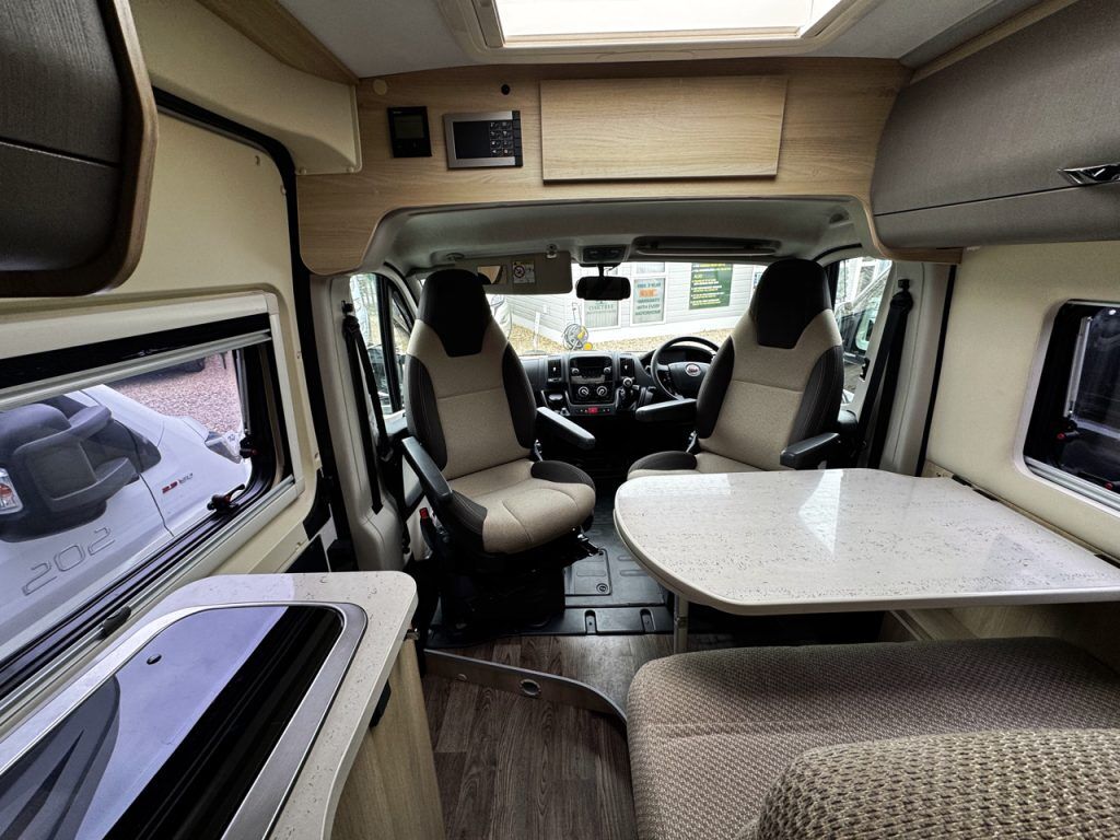Auto-Trail Tribute T-670