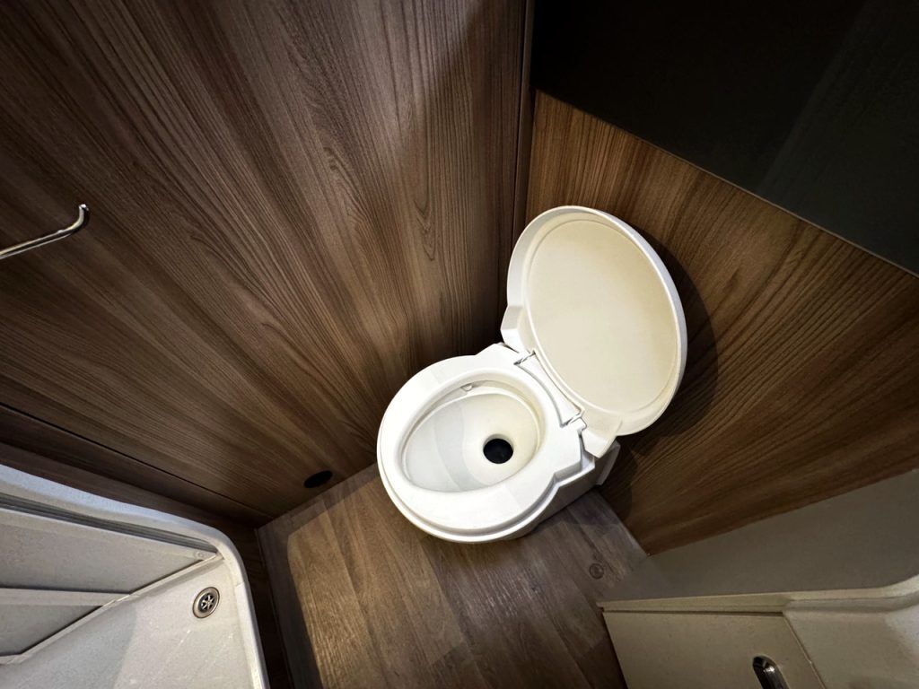 Swift Escape Distinction 614