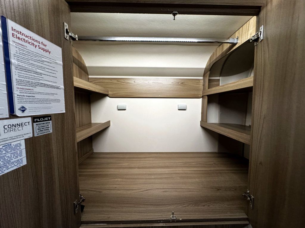 Swift Escape Distinction 614