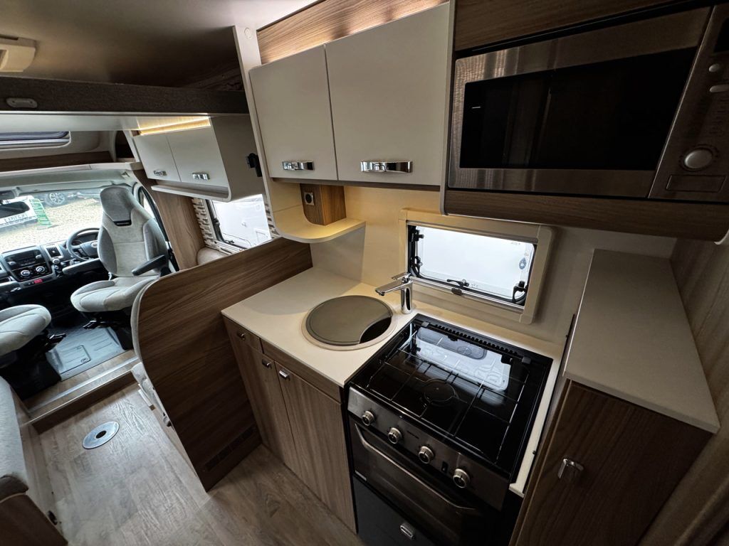 Swift Escape Distinction 614