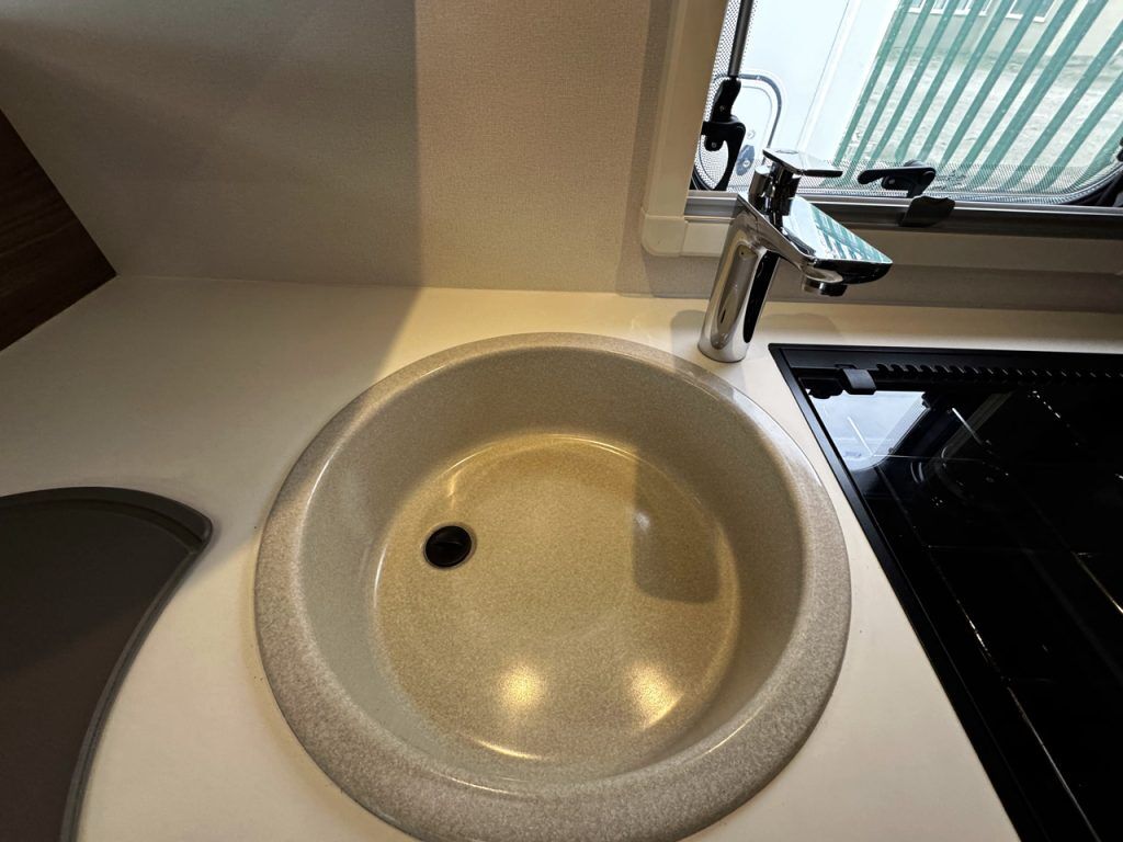 Swift Escape Distinction 614