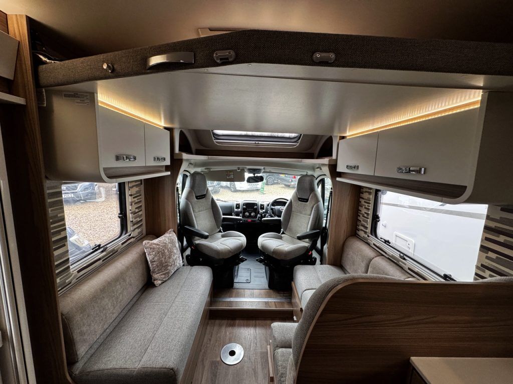 Swift Escape Distinction 614