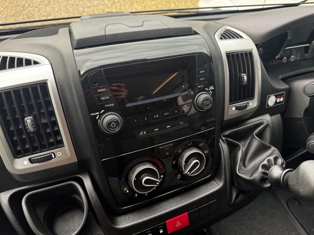 Swift Escape Distinction 614