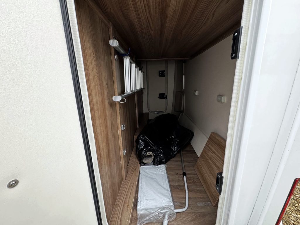 Swift Escape Distinction 614