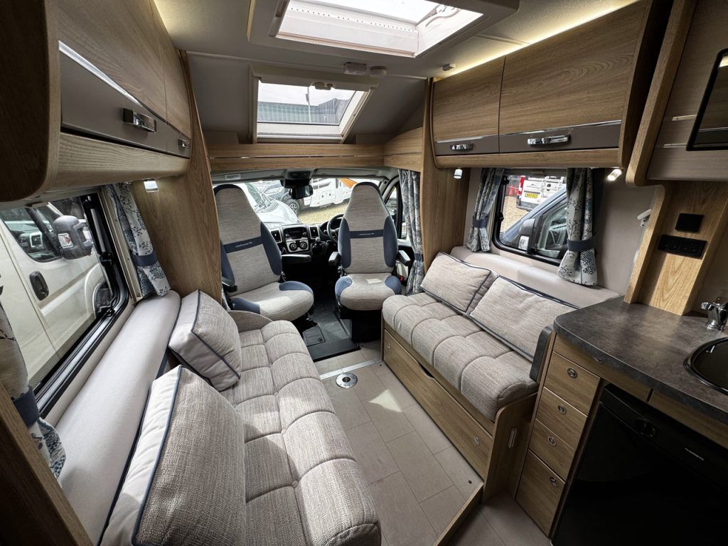 Elddis Chatsworth 185