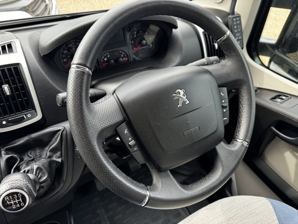 Elddis Chatsworth 185