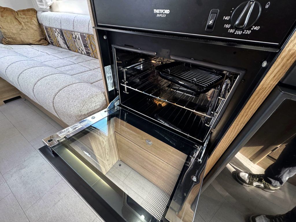 Elddis Evolution 120