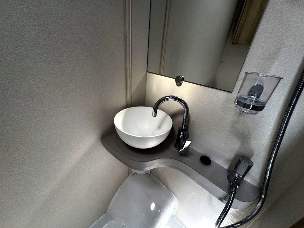 Elddis Evolution 120