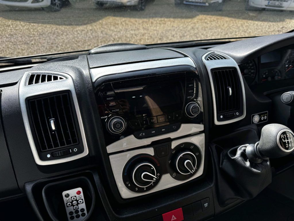 Elddis Evolution 120