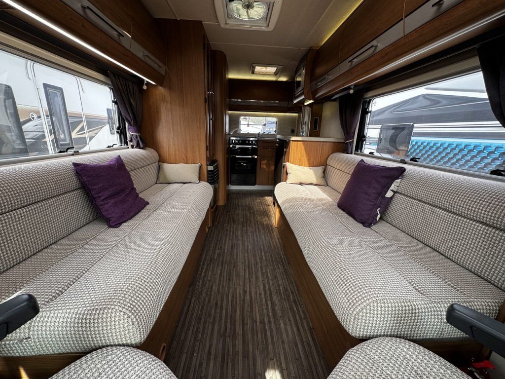 Auto-Trail Tracker EKS