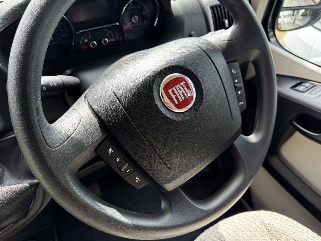 Auto-Trail Tracker EKS