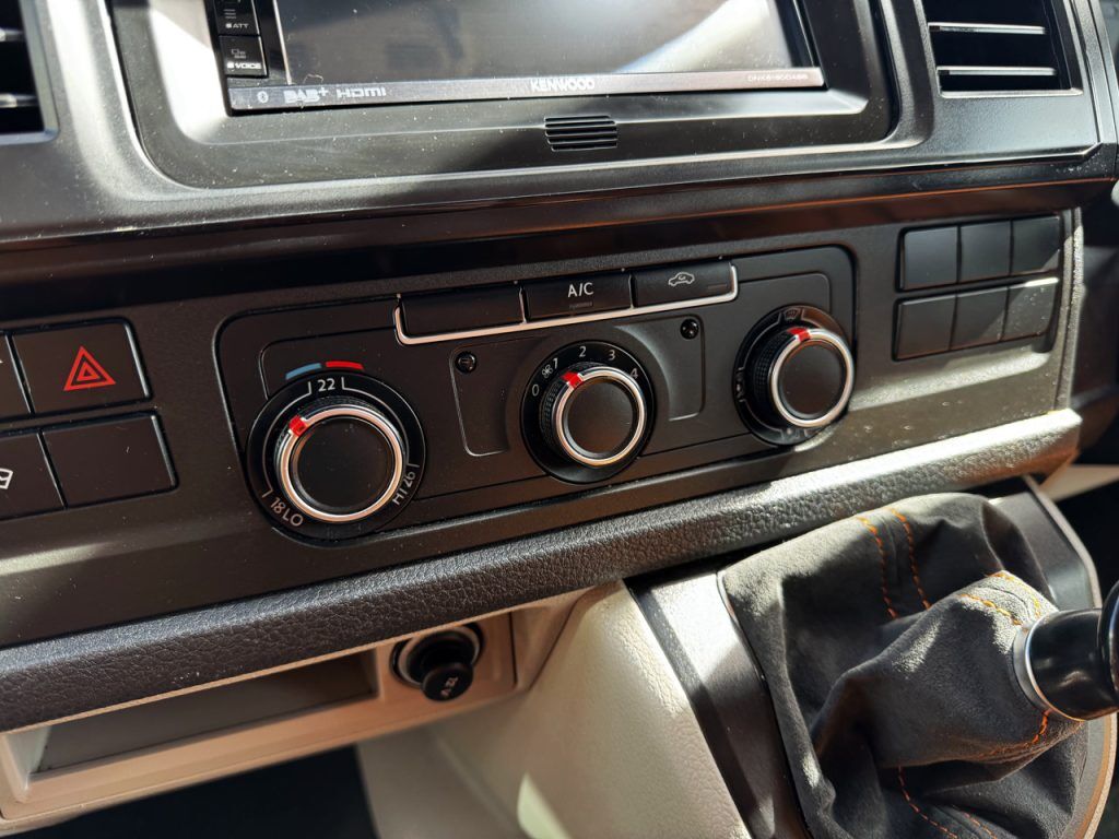 Volkswagen T6.1 Highline LWB Camperking