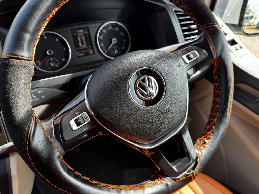 Volkswagen T6.1 Highline LWB Camperking