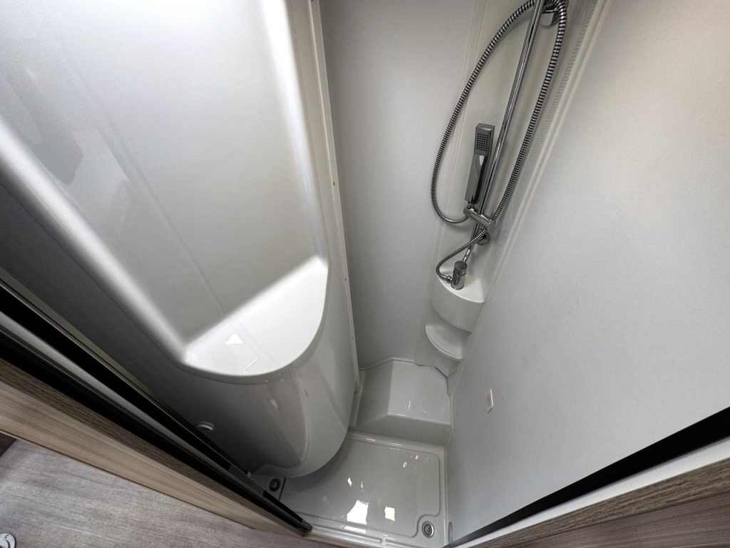 Adria Compact Supreme DL