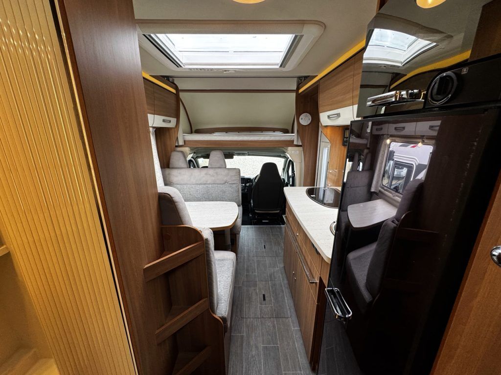 Eura Mobil Activa One 650VB