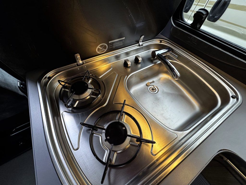 Volkswagen T6 Highline Rising Sun Campers