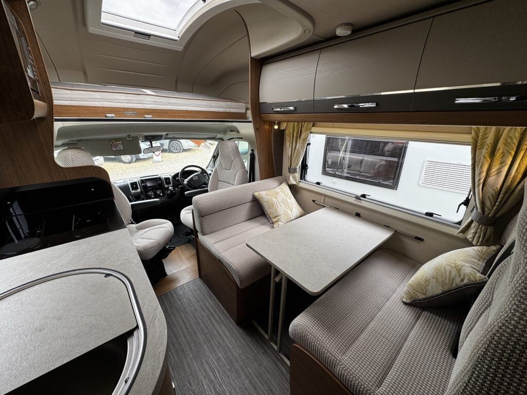 Auto-Trail Apache 700 2017
