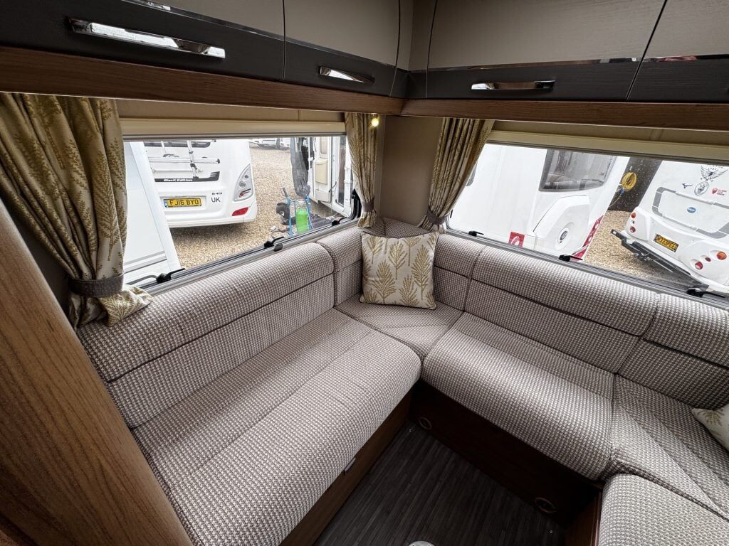 Auto-Trail Apache 700 2017