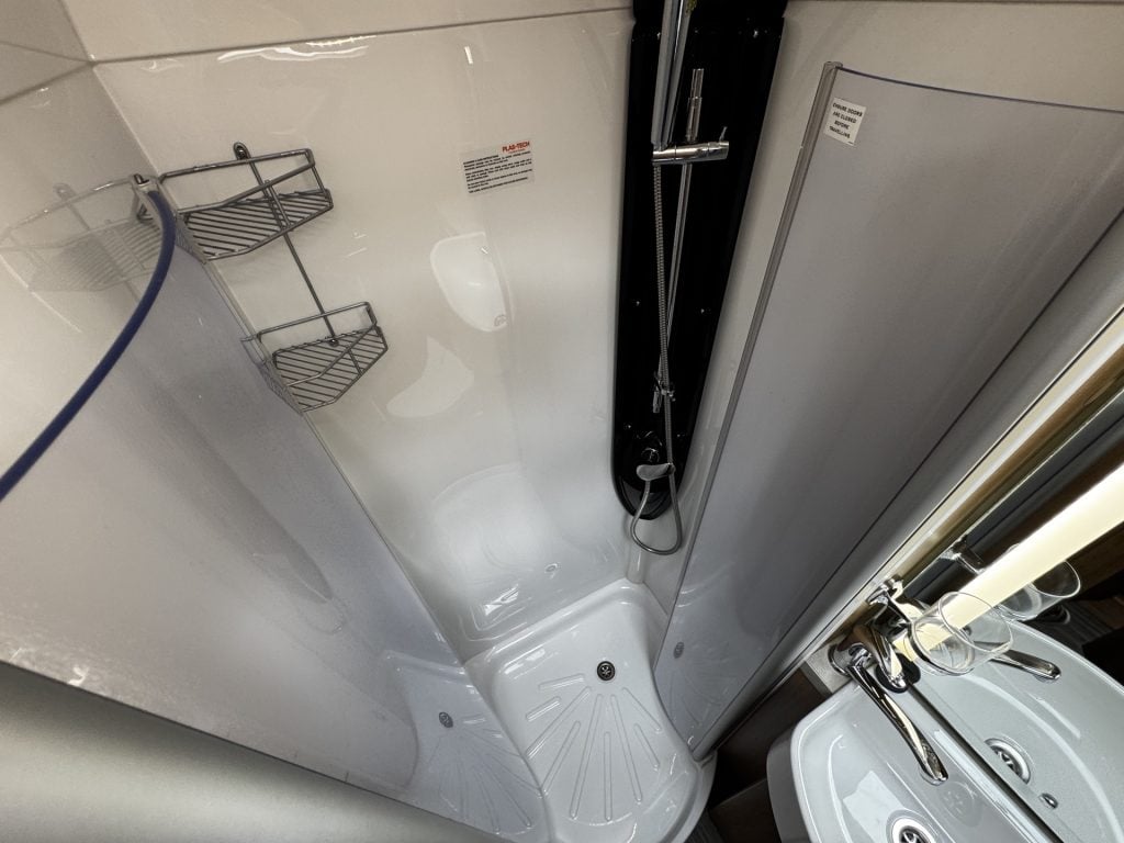 Auto-Trail Apache 700 2017
