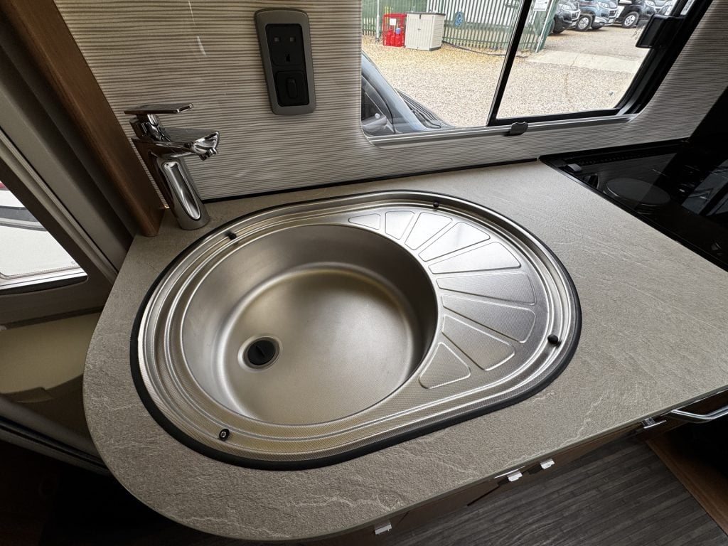 Auto-Trail Apache 700 2017