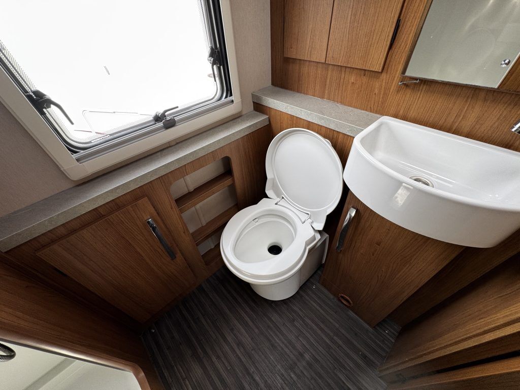 Auto-Trail Tracker RS 2018