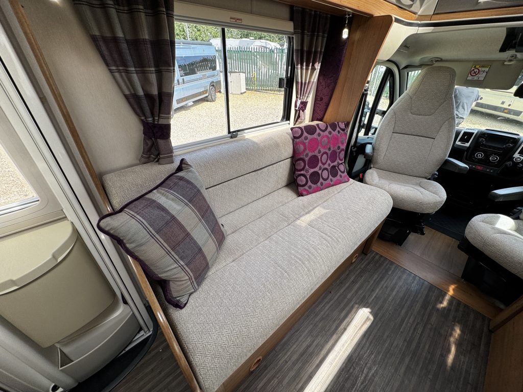 Auto-Trail Tracker RS 2018
