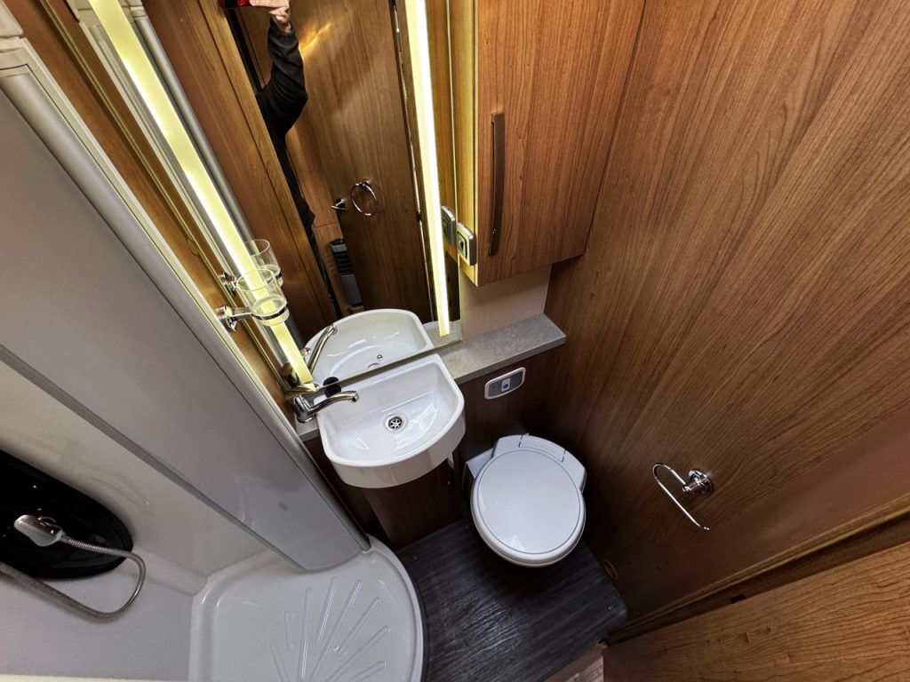 Auto-Trail Scout