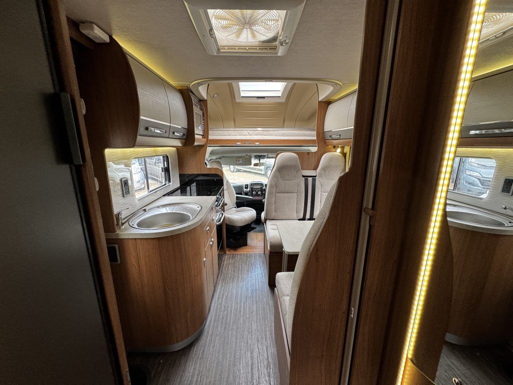 Auto-Trail Apache 700 2018