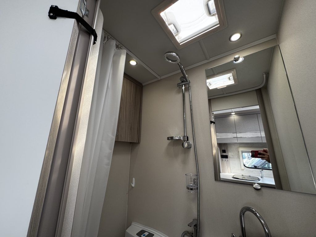 Elddis Platinum 194 2021