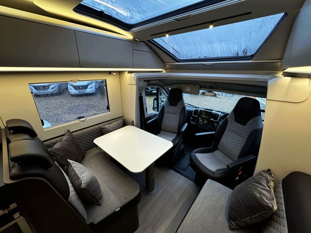 Adria Coral Supreme 670 SL
