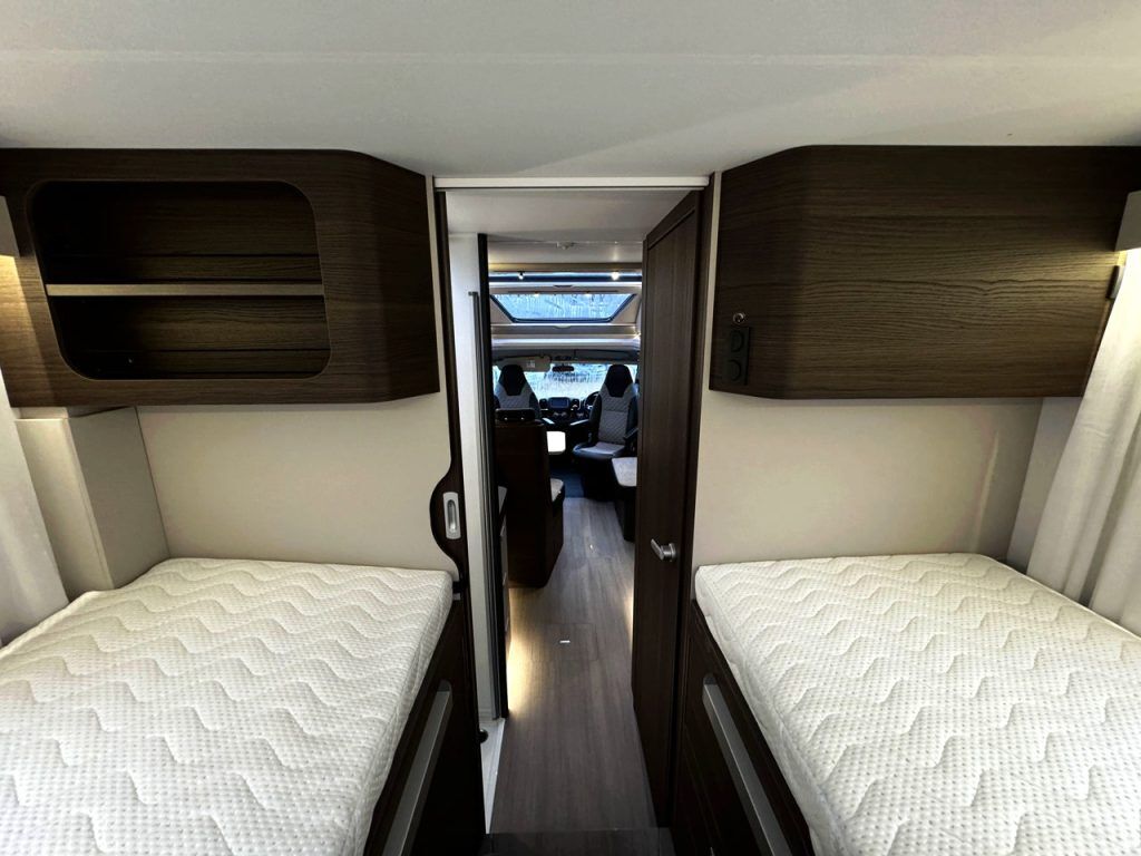 Adria Coral Supreme 670 SL