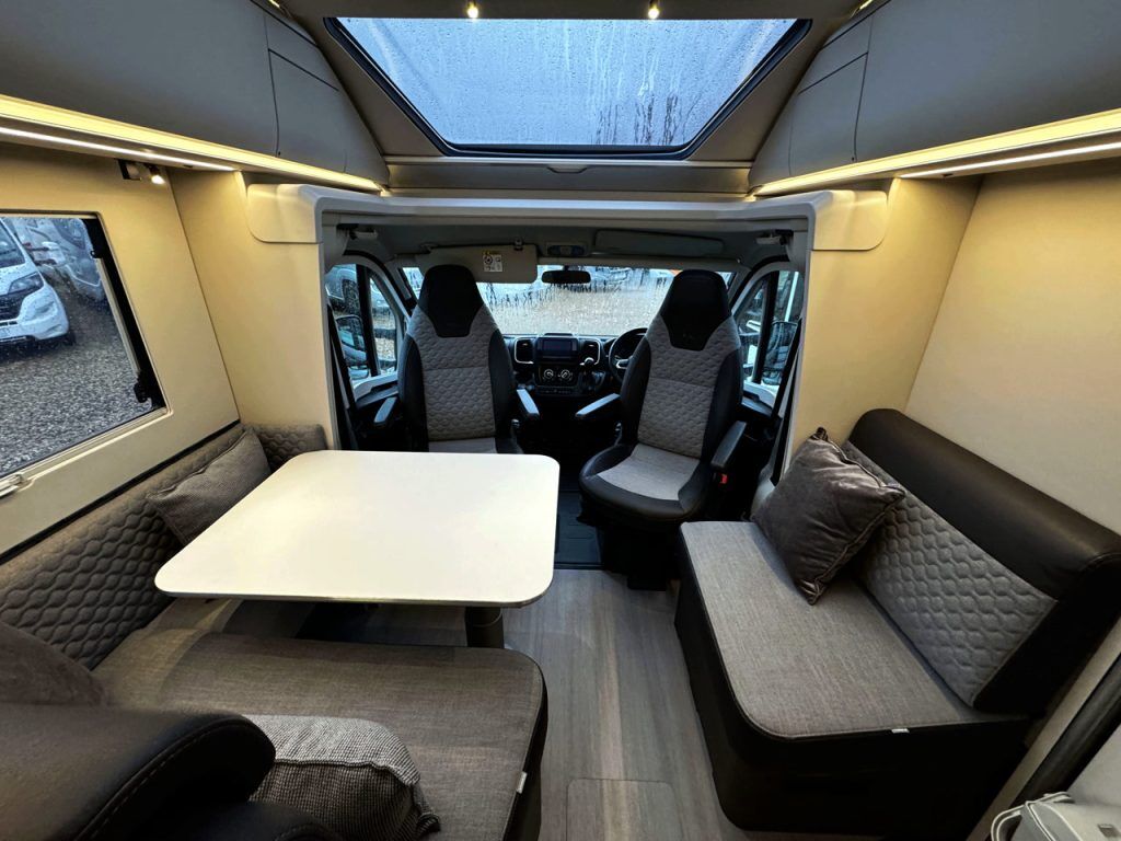 Adria Coral Supreme 670 SL