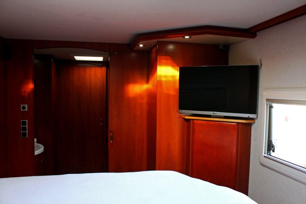 Concorde Liner 1090M - Flatscreen TV