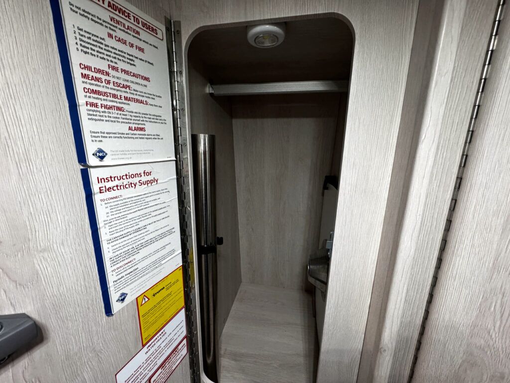 Auto-Sleepers Warwick Duo